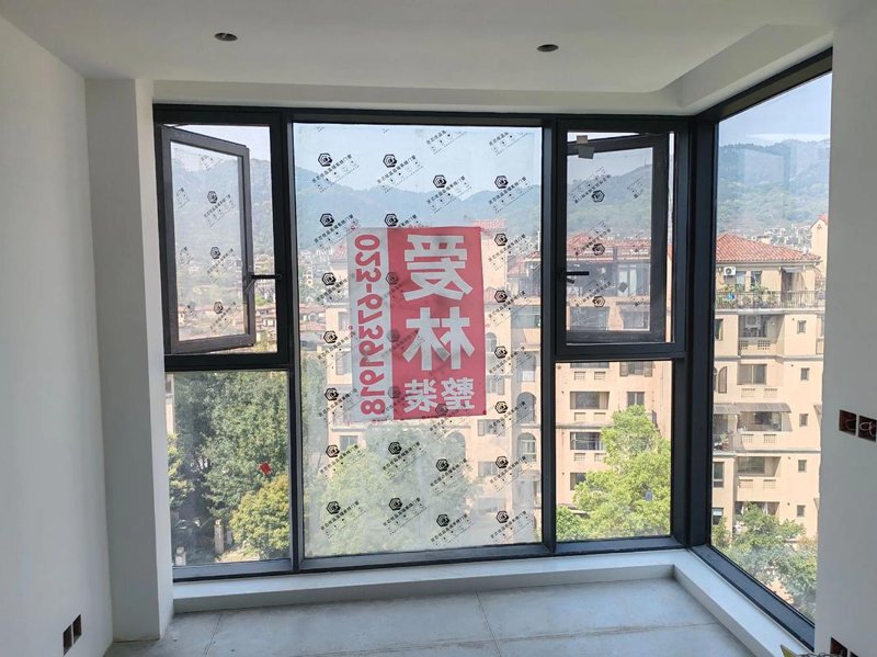 钢化玻璃：科技与艺术的碰撞